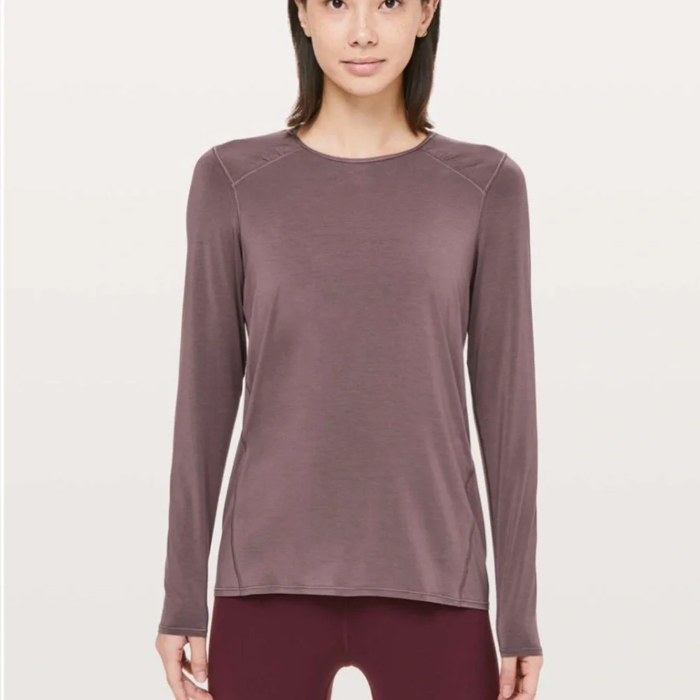 Lululemon Timeless Twist Long Sleeve
Antique Bark - Picture 2 of 8